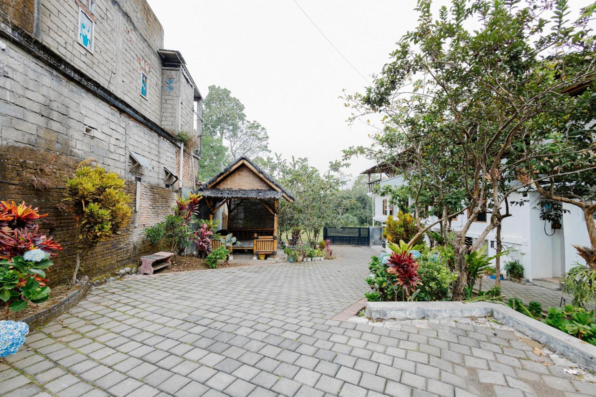 Djokorio Syariah Homestay Malang