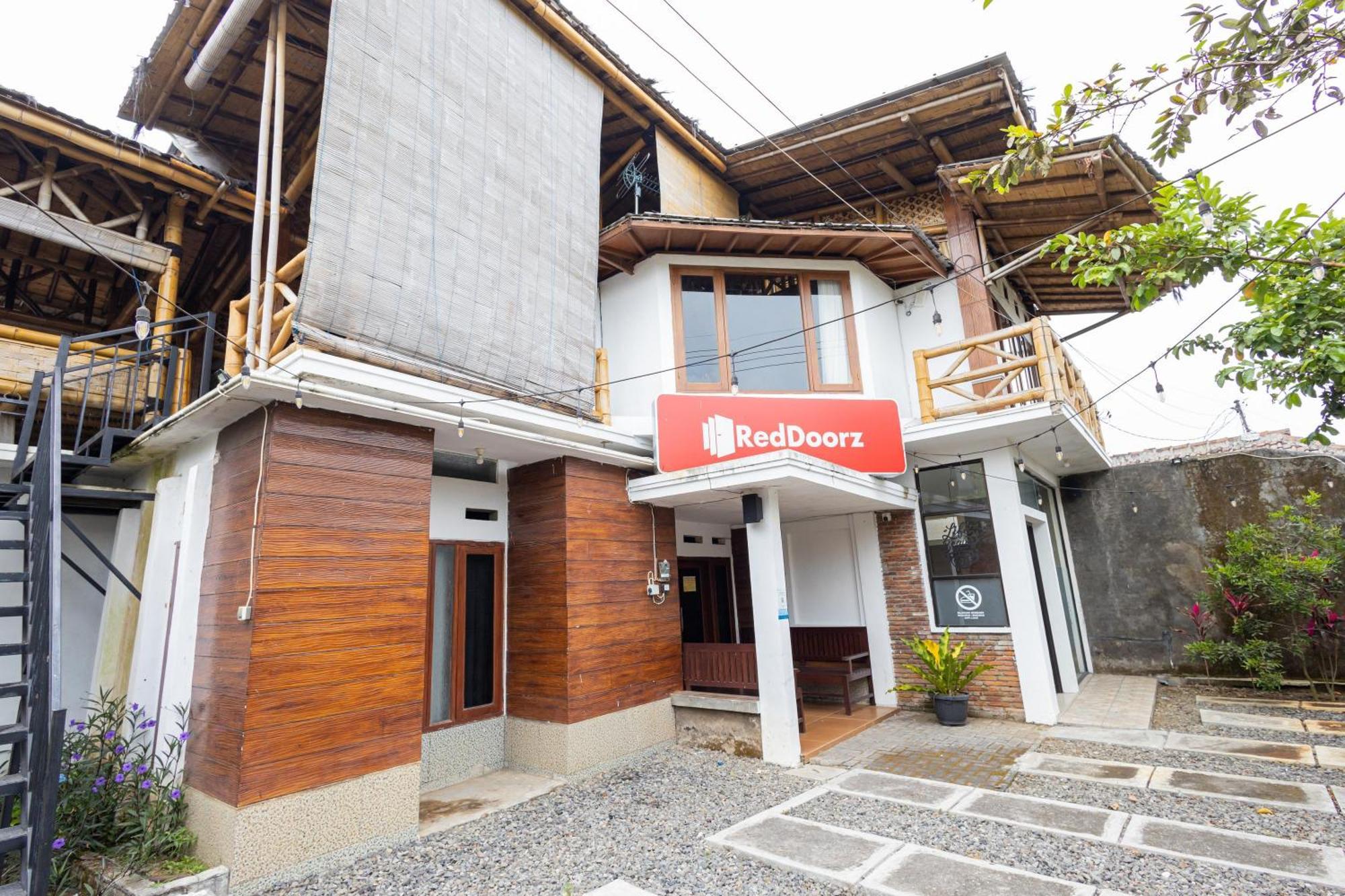Homestay Djokorio Syariah Malang