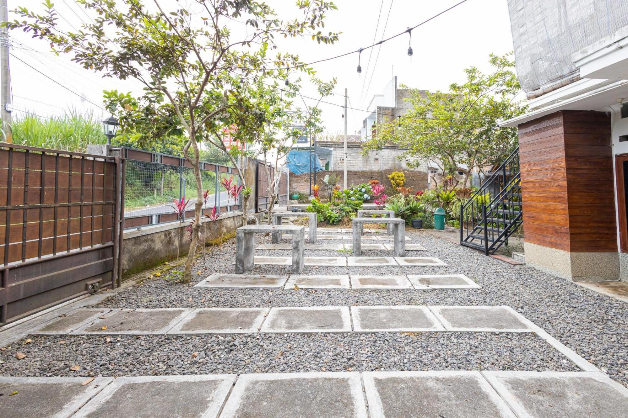Homestay Djokorio Syariah Malang